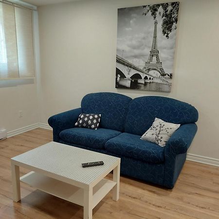 Spacious Basement One Bedroom Apartment, Wifi. Montréal Exteriör bild