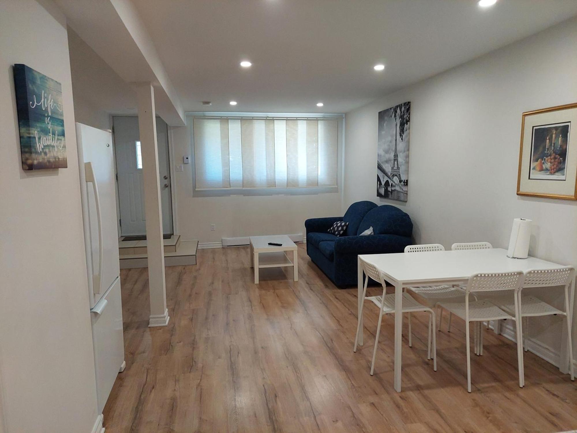 Spacious Basement One Bedroom Apartment, Wifi. Montréal Exteriör bild
